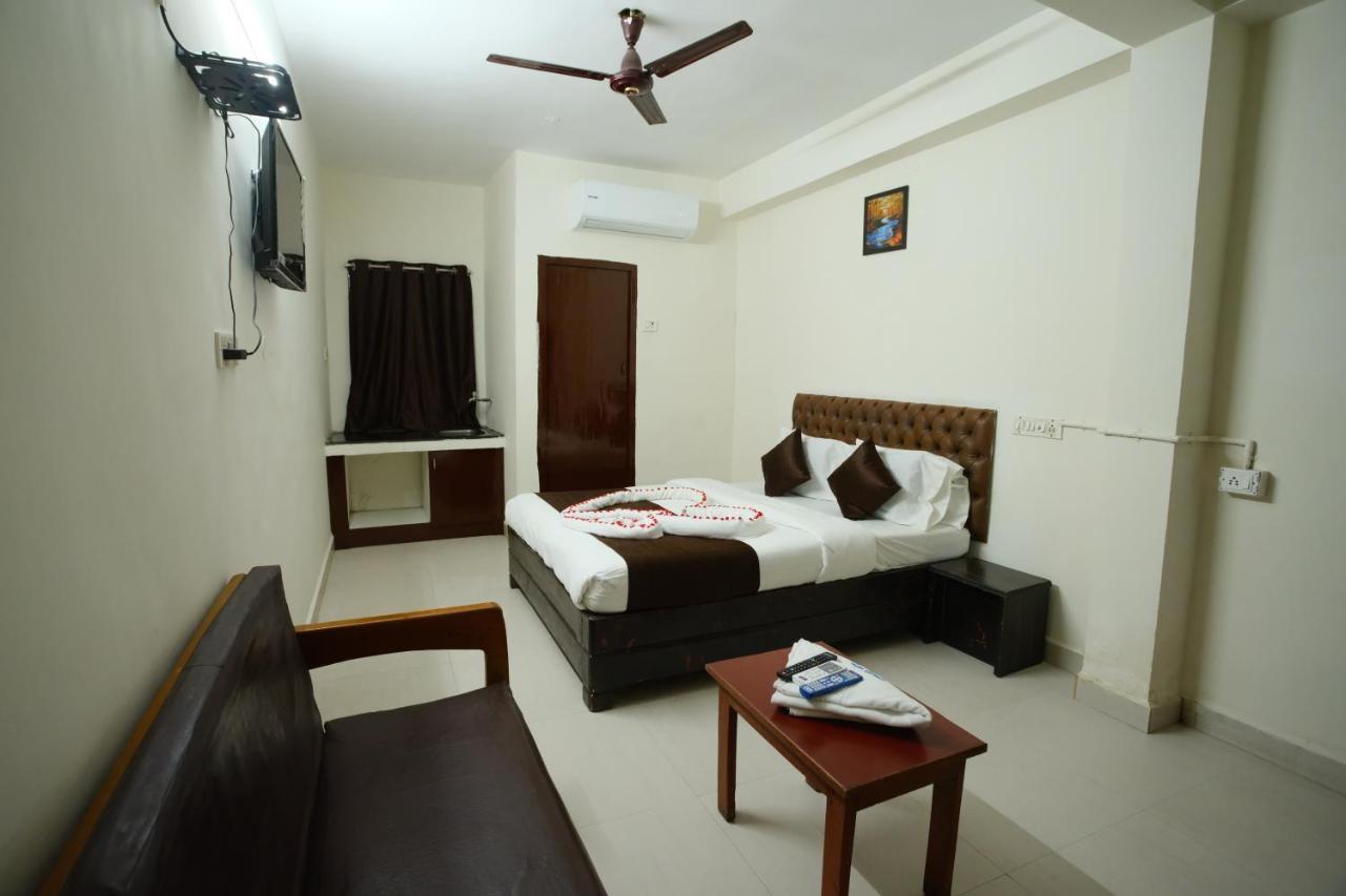Ganesh Guest House Csennai Kültér fotó