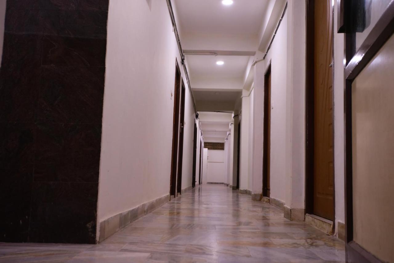 Ganesh Guest House Csennai Kültér fotó